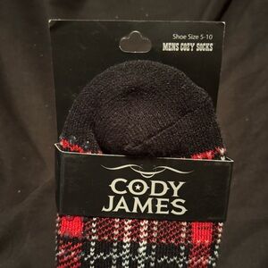Cody James Men’s Cozy Socks – Red/Black Plaid – NWT
